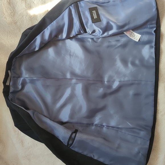Marks & Spencer navy blazer (8) - Picture 4 of 6